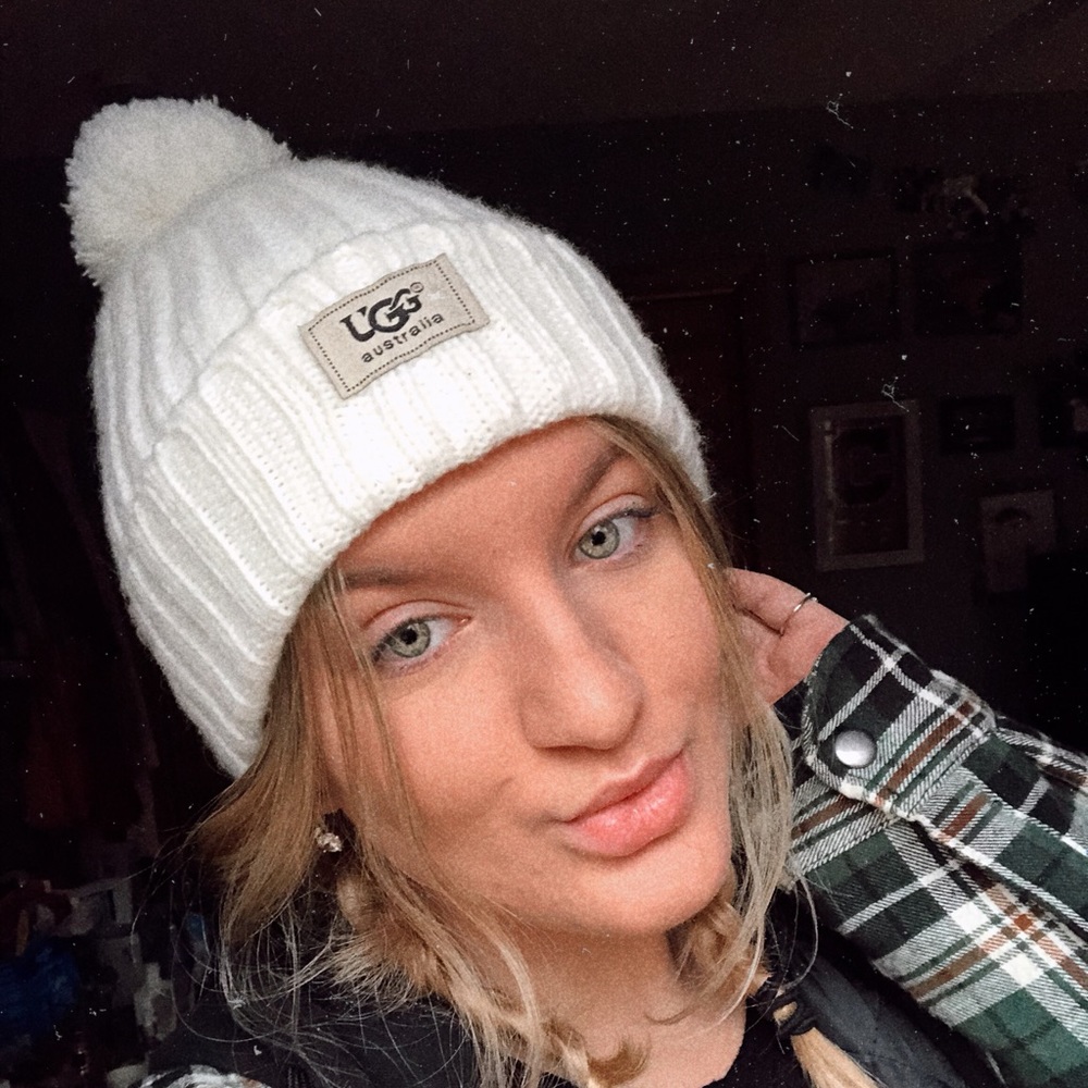 Meet your Posher, Melissa